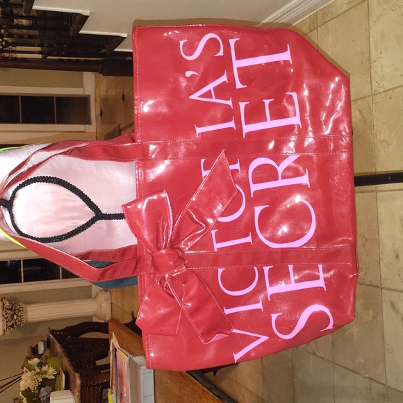 Handbag - Picture 2 of 5